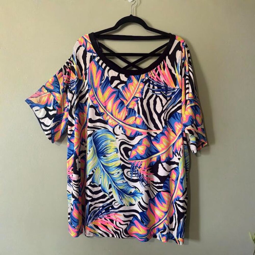 Glitzy Girlz Plus Size 3X Crisscross Back Tropical Print Top